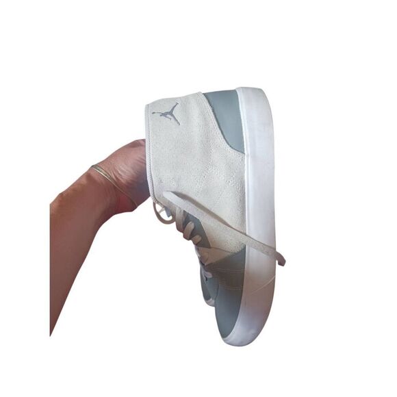 Jordan size 13 mid series 0.1 cool grey teal green